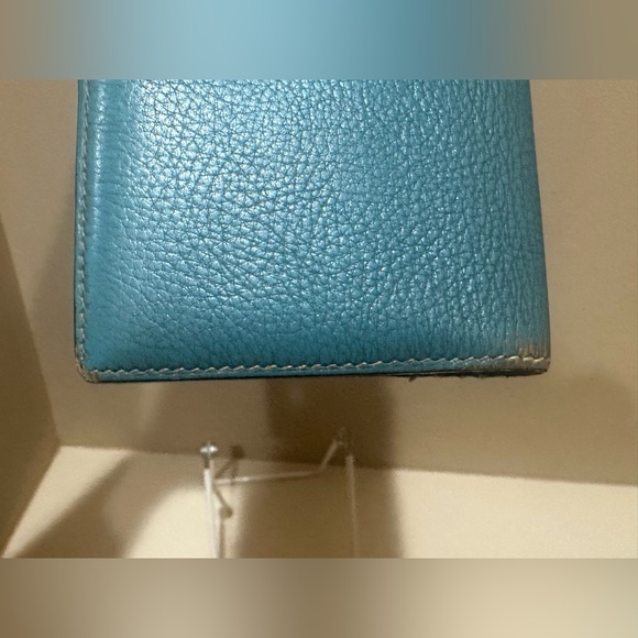 Hermes Jaune Amble Epsom GHW Bearn Wallet - Picture 10 of 16